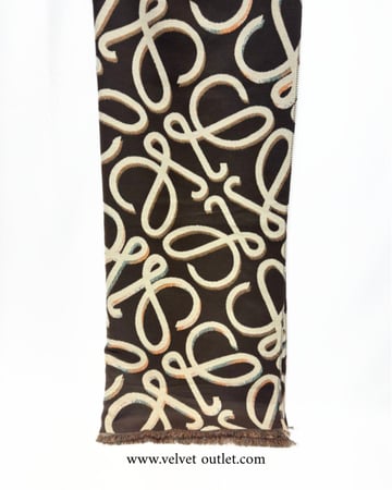 شال لويفي توفيس