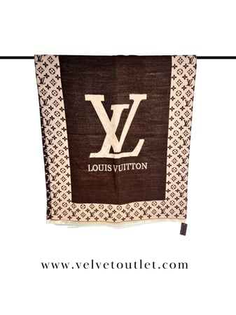 شال LV