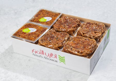 تمر خلاص القصيم بالحبة السوداء مجروش 500 جرام (12 عبوة)