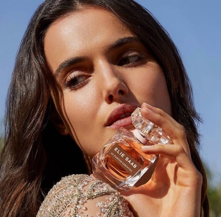 عطر إيلي صعب لو بارفيوم ايسينشيل - 90 مل