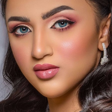 عدسات براوني بوني