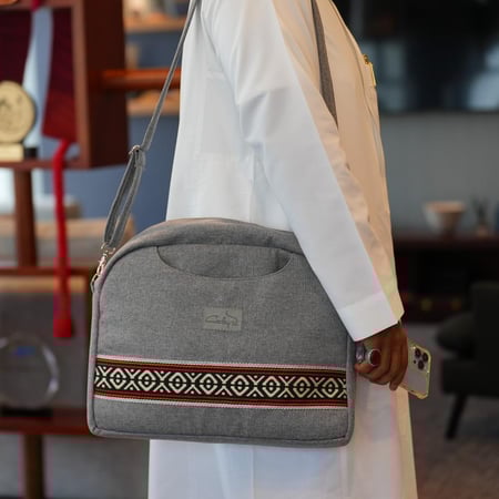 شنطة لابتوب بتصميم مميز من CadouNi