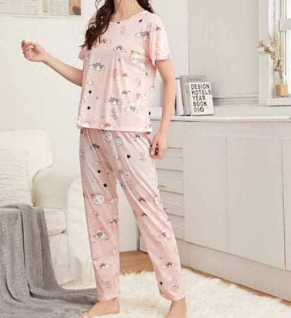 طقم بجامه ( 3 قطع)  مع قناع عين