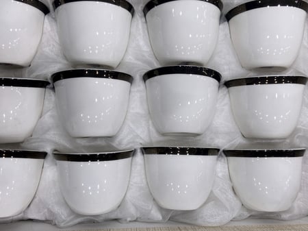 فناجيل قهوة عربي خط فضي