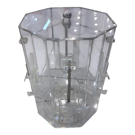 إستاند مكسرات إكريليك دوار 4 أقسام