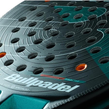 Bullpadel Paquito Navarro Hack 04 Hybrid 2025