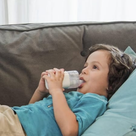 بخاخ تنفس مايكرو اير بغطاء شبكي محمول U100 من اومرون