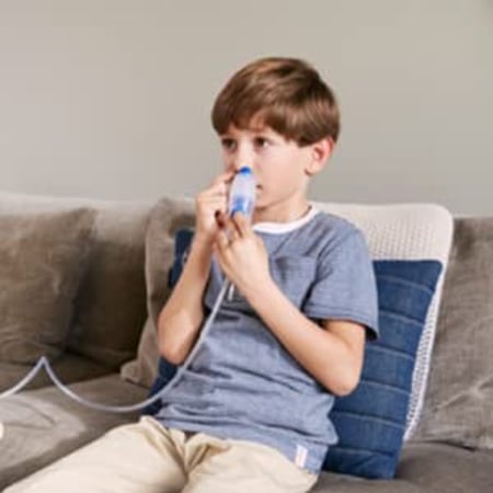 اومرون نيبولايزر مزود بدش للأنف C102