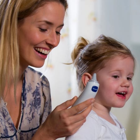 أومرون جهاز قياس الحرارة عن طريق الأذن GT520