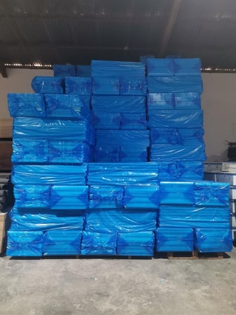 Extruded Board عازل حراري بوليستيرين 4*60*125سم