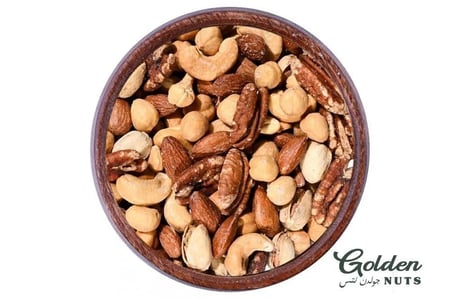 مجموعة مكسرات فانسي محمصة سادة بجودة عالية من جولدن نتس