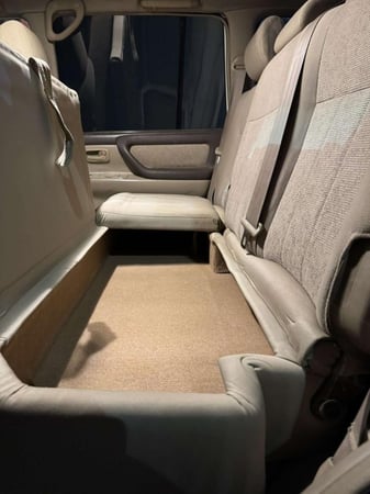 درج مرتبة خلفية لاندكروزر من 98 الى 2007