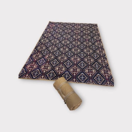 مفارش رحلات مقاس 2x3 م , مدات ارضية مع قماش خلفي رملي مقاوم للماء والطين , متوفر عدة الوان