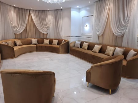 طقم كنب ١٨شخص