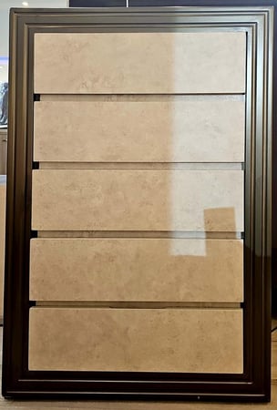 غرف نوم خشب تايلندي (سرير+دولاب+تسريحة +شفرينة +2 كمدينة)