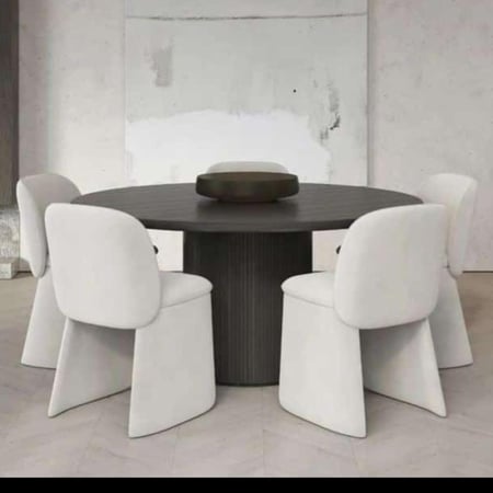 طاوله مع 5كراسي