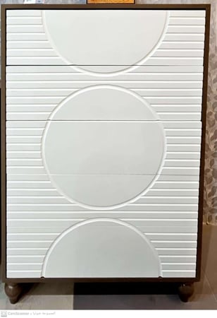 غرفة نوم خشب تايلندي (سرير+دولاب+تسريحة +شفرينة +2 كمدينة)