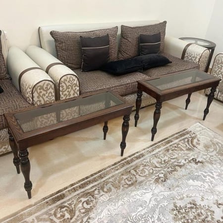 طاوله ضيافه سنديان