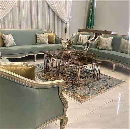 كنب فاخر ألون مجالس ١٣ شخص