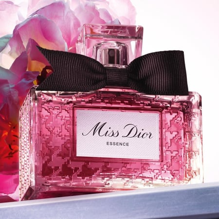عطر مس ديور إيسانس من كريستيان ديور او دو بارفيوم 80 مل