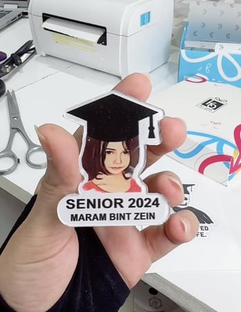 بروش تخرج اكريلك