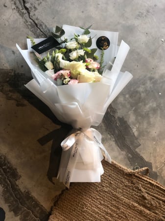 بوكيه ابيض كلاسيك 2