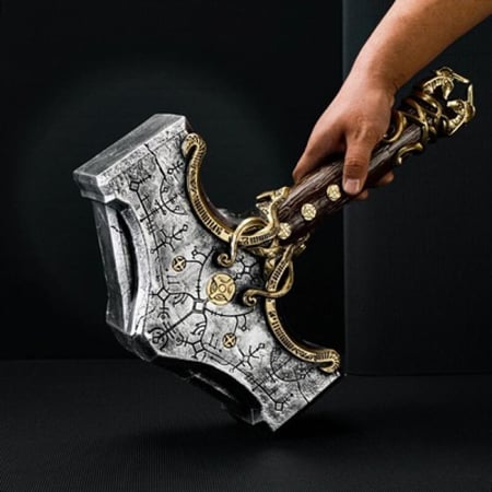 مطرقة ثور (ميولنير) أداة الدمار من God of War: Ragnarok!