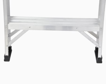 سلم مزايا المنيوم عالي الارتفاع