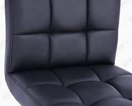 كرسي كاشير مربعات جلد اسود