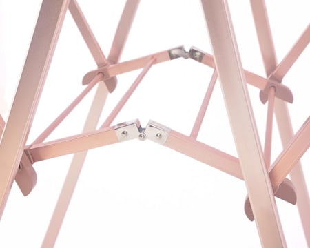 منشر غسيل لون وردي