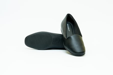 حذاء  نسائيPiccadilly | اسود