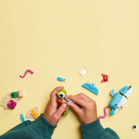 ليقو -  LEGO