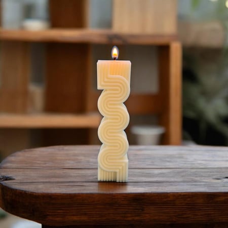 العامود الملتوي - كبير -