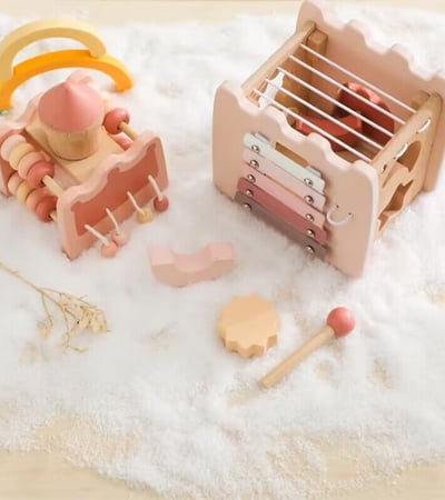 wooden castle toy-لعبة القلعة الخشبية