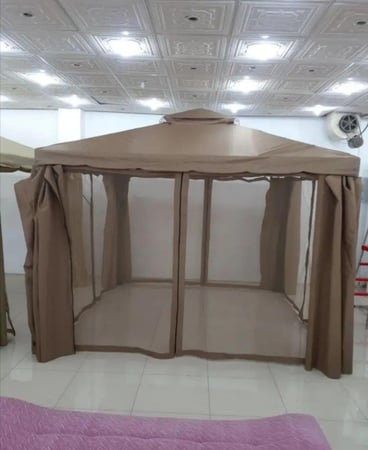 خيمة للجلسات الخارجية