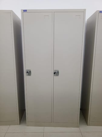 دولاب  ملابس 2 باب