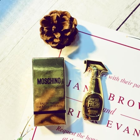 عطر ميني نسائي قولد فريش موسكينو او دو برفيوم 5 ML