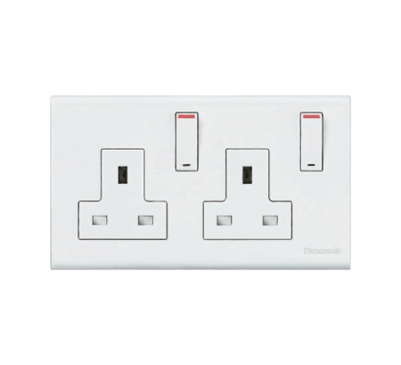 فيش 13 امبير مجوز باناسونيك ابيض مقاس 714