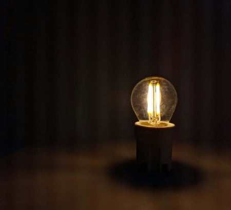 لمبة ليد 4 وات اصفر نورس