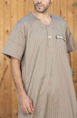 ثوب رجالي - لإطلالة أنيقة ومميزة