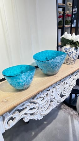 تقديمة زجاج ملون فاخرة