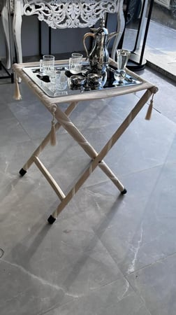 طاولة مخمل ضيافة