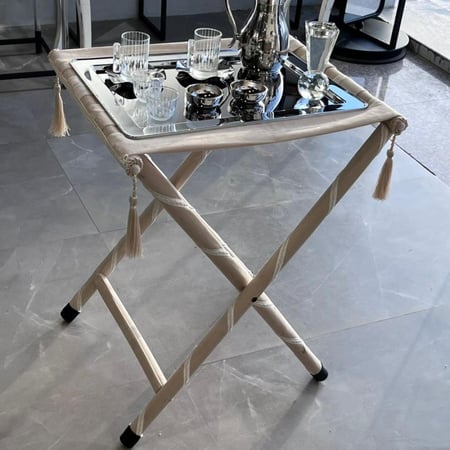 طاولة مخمل ضيافة