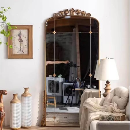 مرايا طويلة ذهبي DANIAL