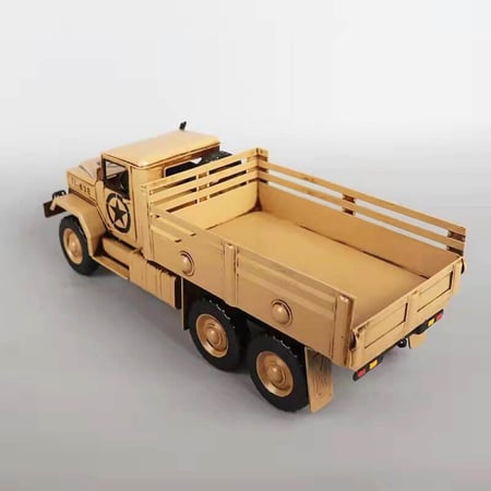 ديكور شاحنة جيش حديد