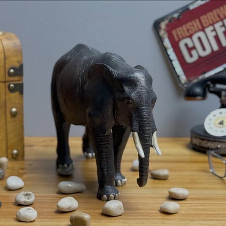 ديكور مجسم فيل