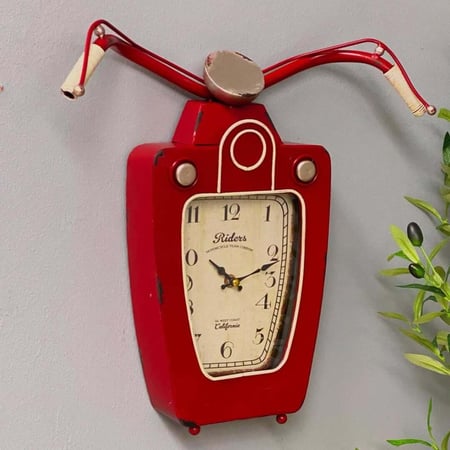 ساعة جدارية MOTO