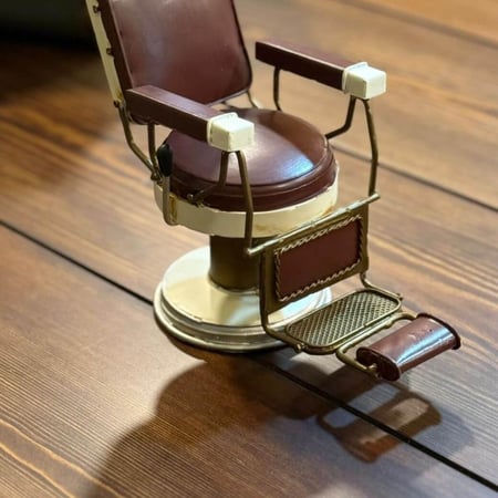 ديكور  كرسي حلاق انتيك