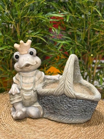 ‏مجسم ضفدع