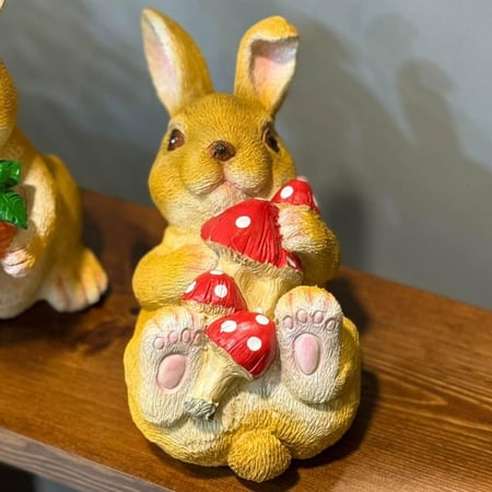 ديكور مجسم ارانب صغيرة